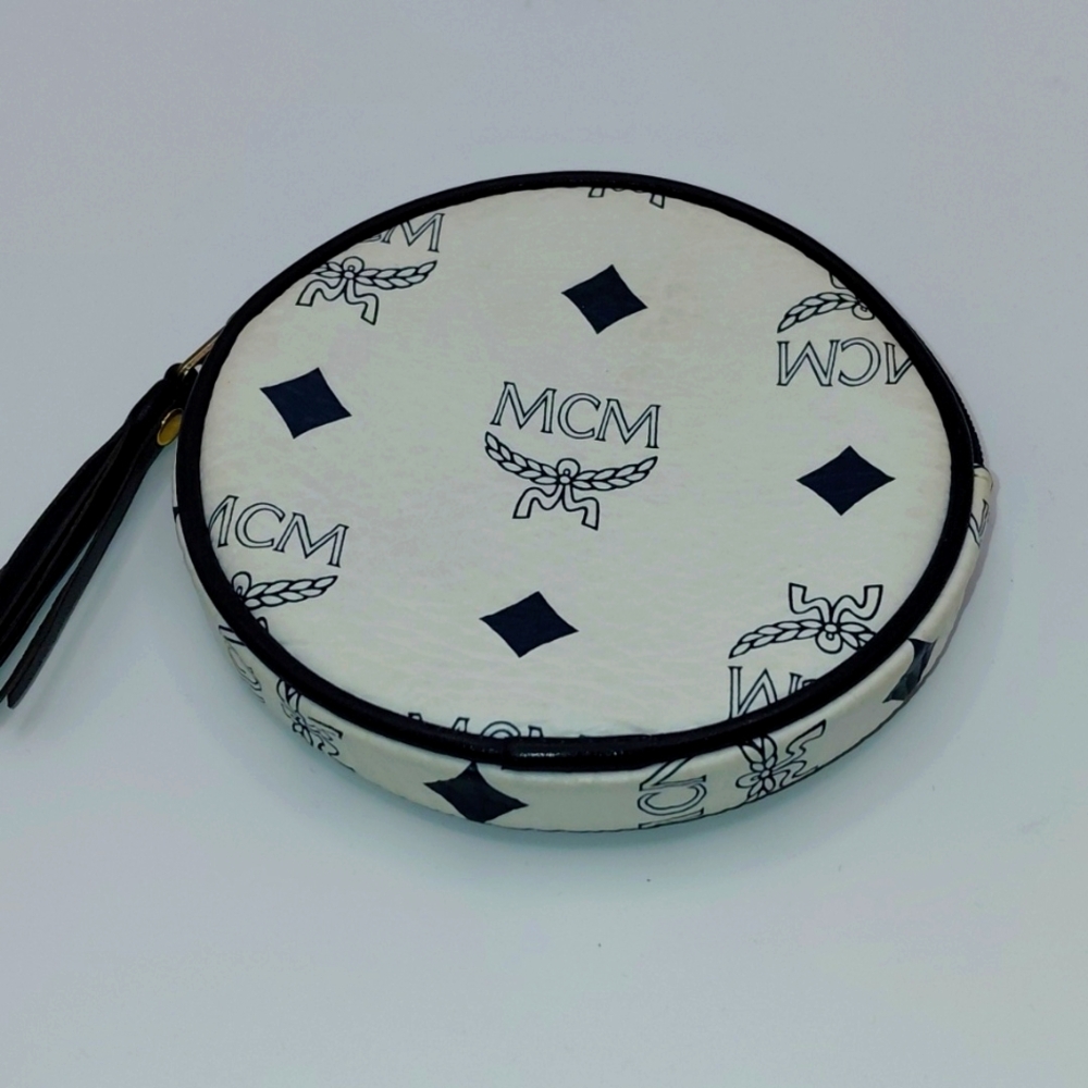 MCM Visetos 4" round Zippered coin purse, White Black leather, tassel.